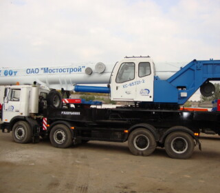 Кран автомобильный КС-65721-2